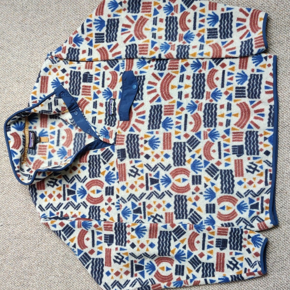 Patagonia Snap-T Synchilla fleece pullover sweater in Protected Peaks: Oatmeal - Picture 6 of 8